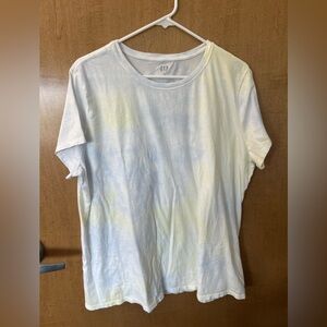 Gap tshirt